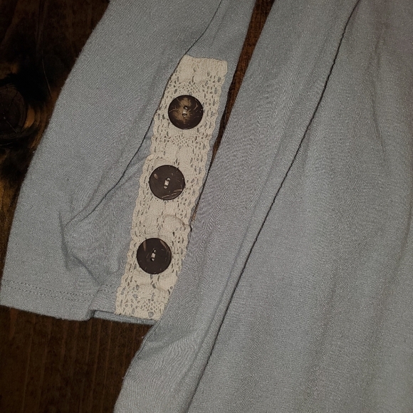 Zenana Premium Light Blue Long Sleeve Tee - Lace Button Detail On Sleeves -XL - Picture 2 of 8